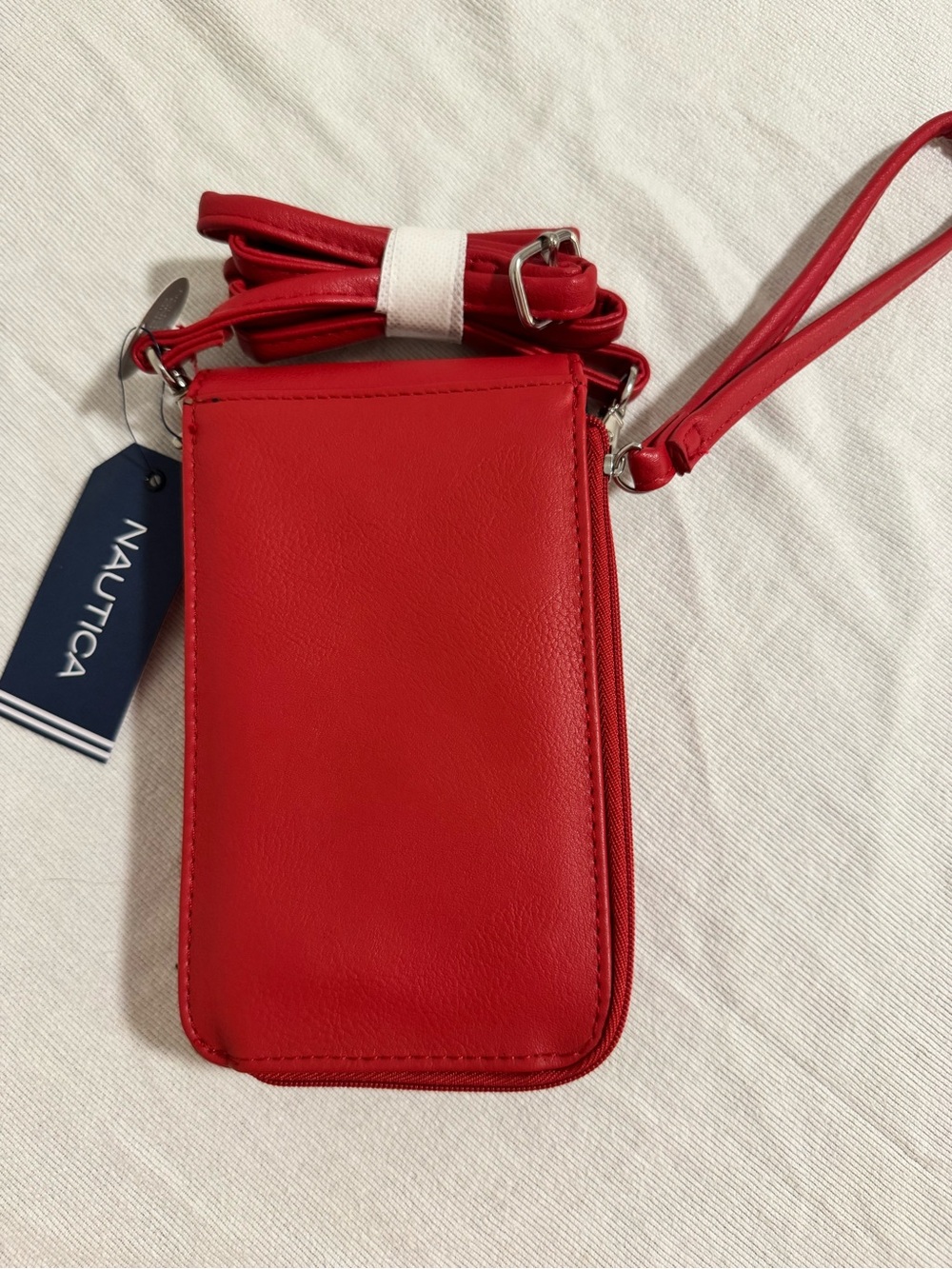 NWT Nautica Red Faux-Leather Phone Crossbody Wristlet Wallet Small - Picture 3 of 8